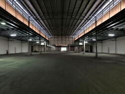 Benoi Sector (D22), Warehouse #608698441